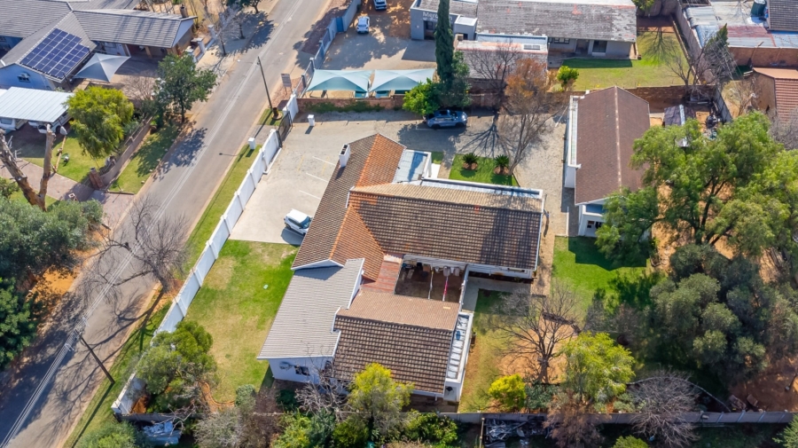 Commercial Property for Sale in Flamwood North West